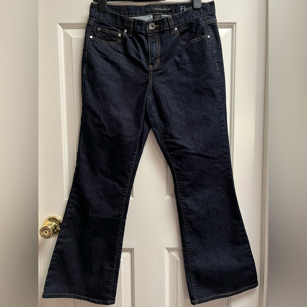 CALVIN KLEIN Jeans Flare Style NEW WITHOUT TAG NEVER WORN Size 30/10